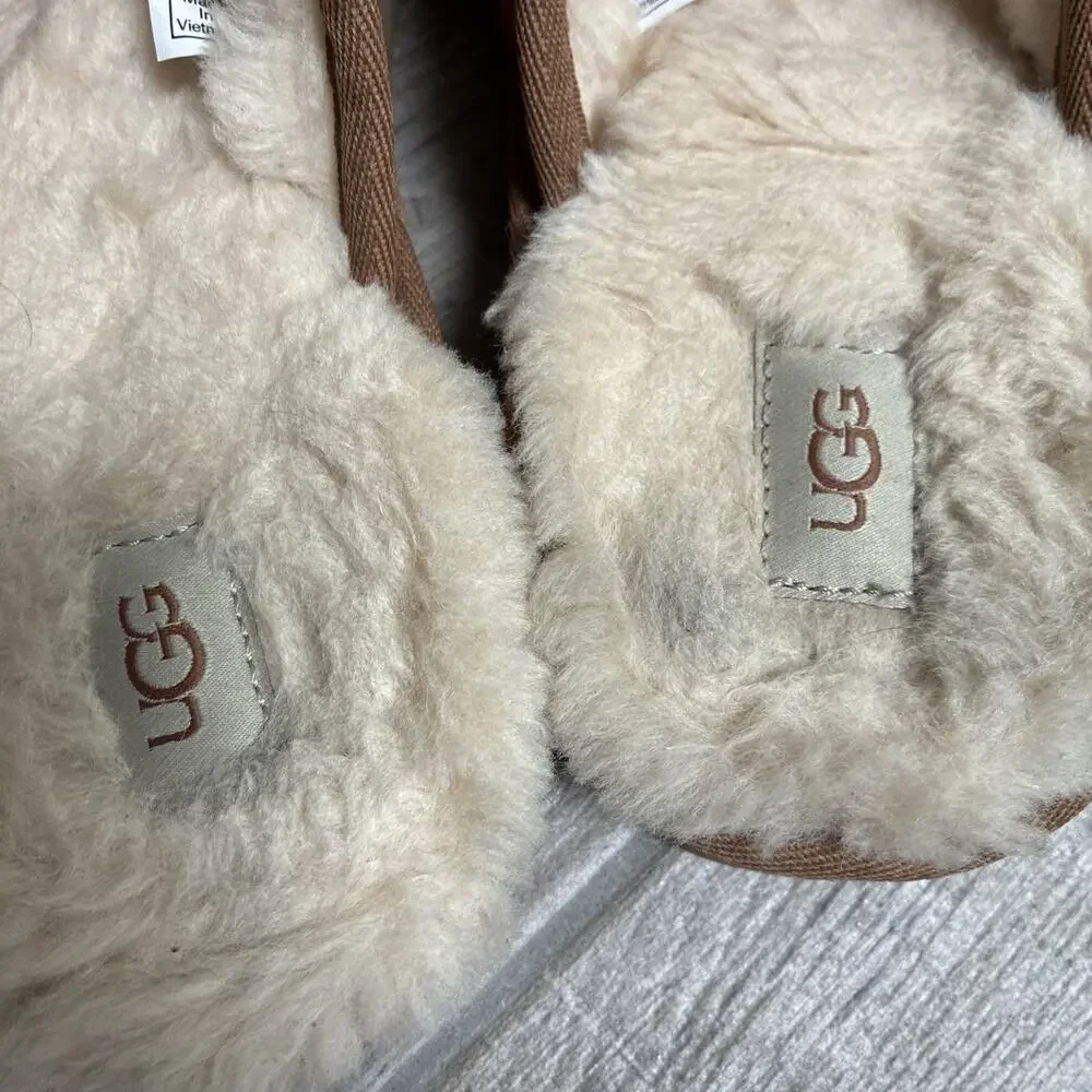 UGG Chestnut Shearling Lined Slides Slippers Kids 6 Women’s 8 Cozy Comfort